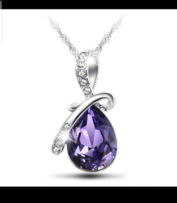 Crystal Collarbone Pendant Necklace